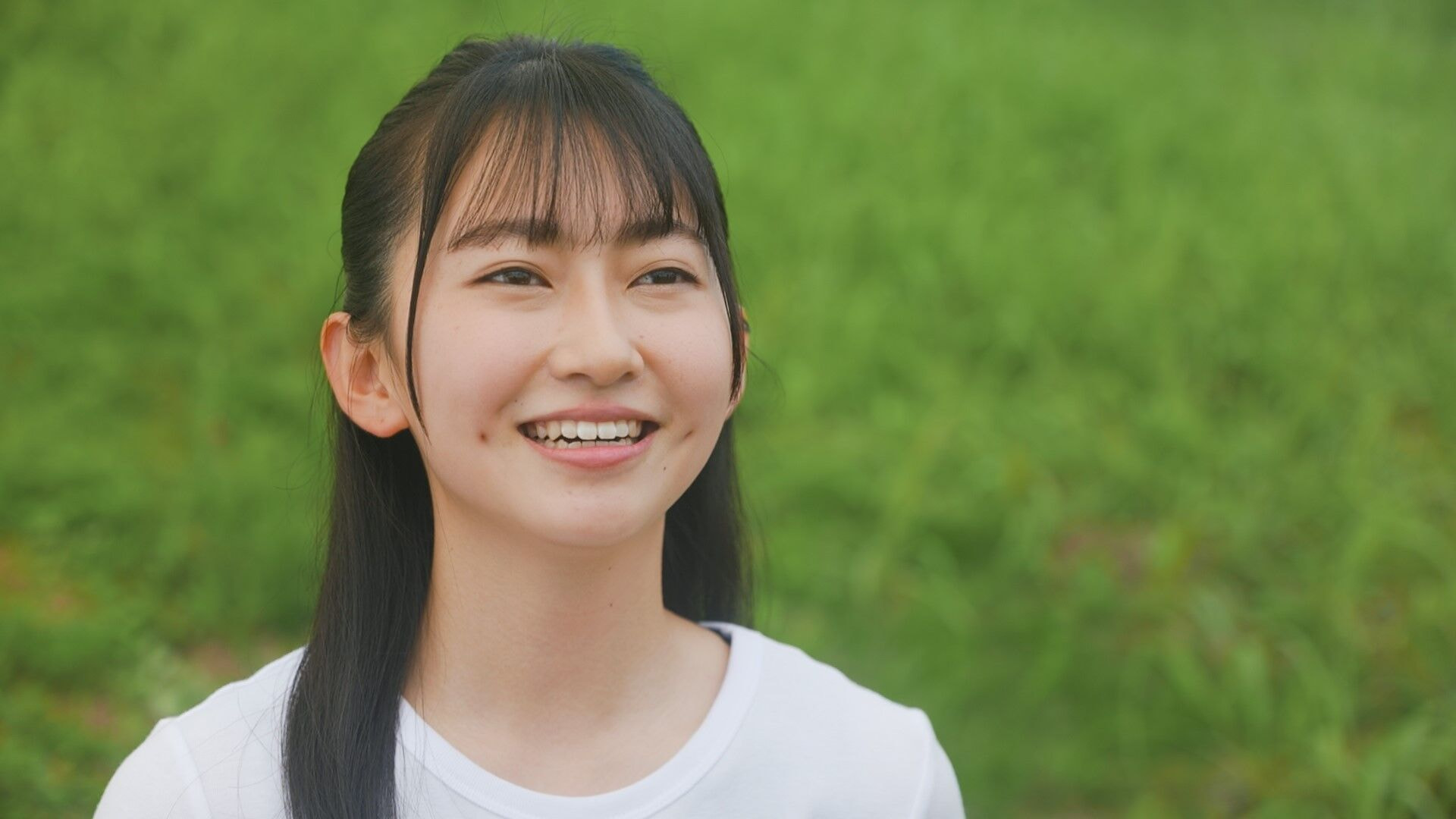 関西で活躍する女性タレントの素敵な表情に注目 今こそ実感したい 空気を吸うって気持ちいい