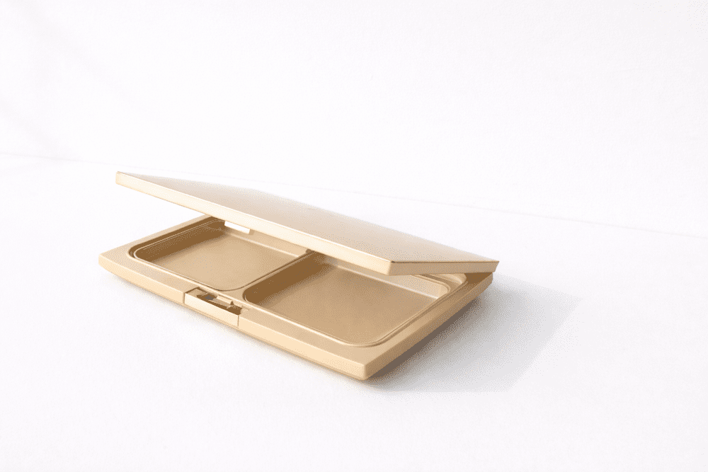 シルキーファンデーション用コンパクトケース