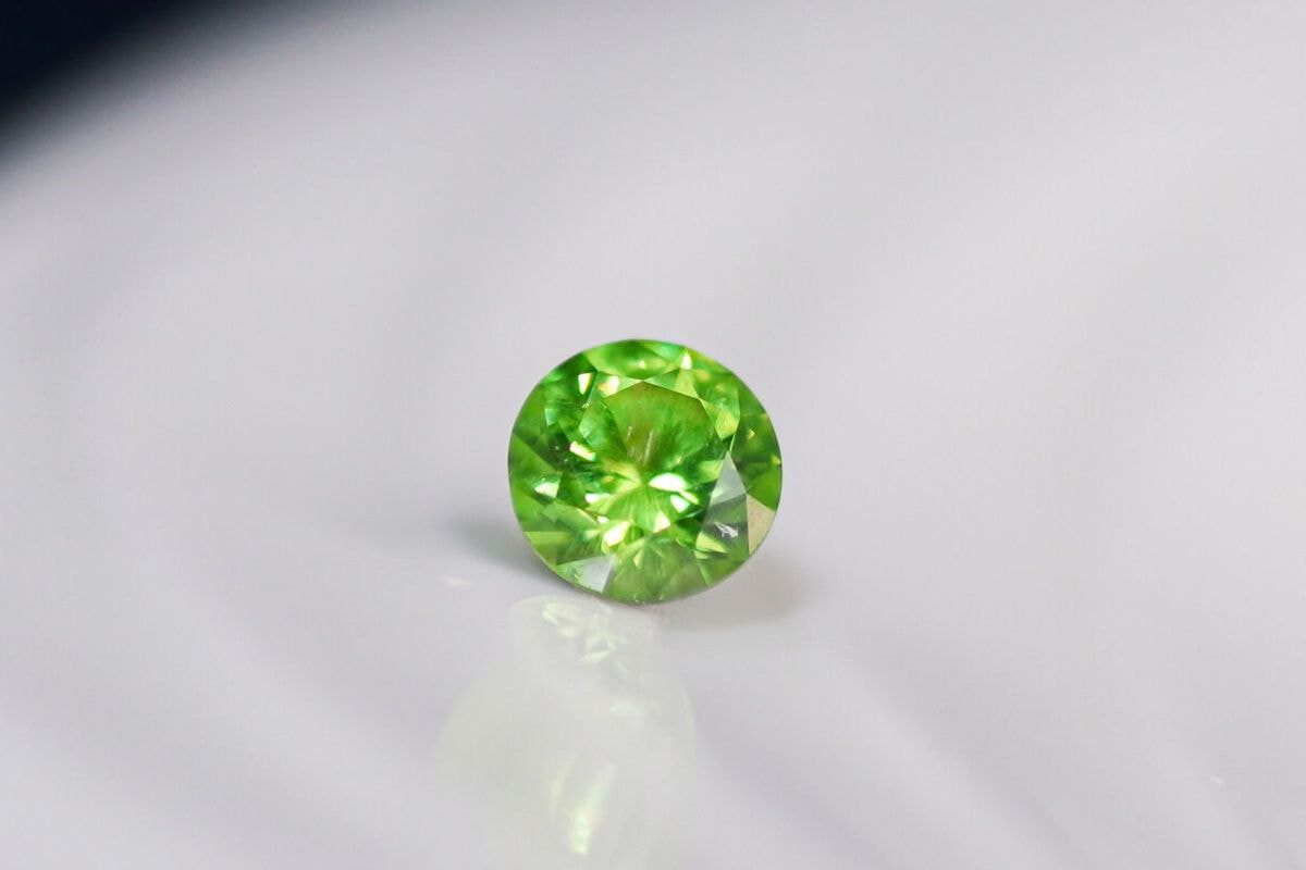 デマントイドガーネット デマントイドガーネット4.3ct 原石未研磨セット | ジュエリー春日