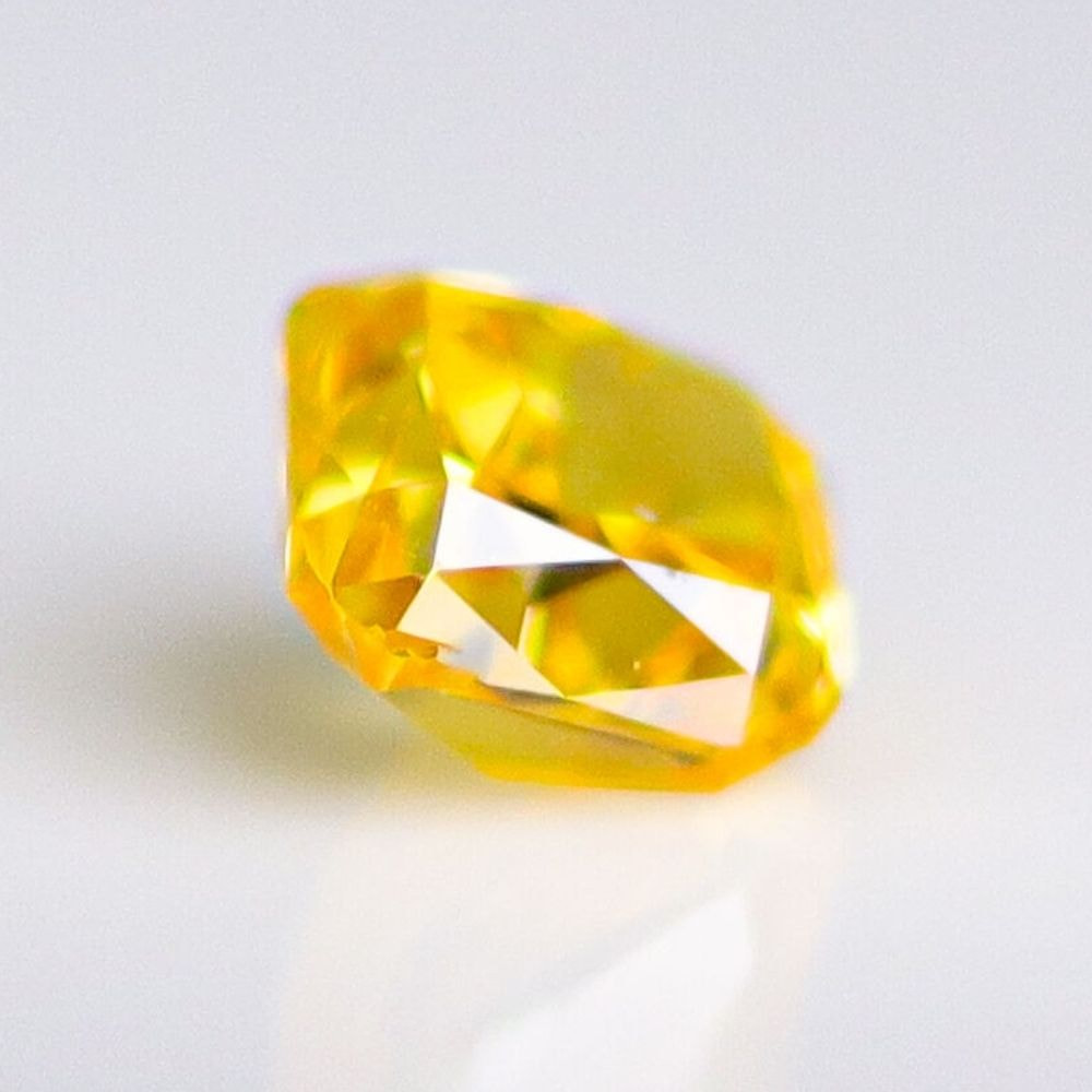 天然ファンシーイエローダイヤモンド 0.257ct  ＜Vivid Orange Yellow＞