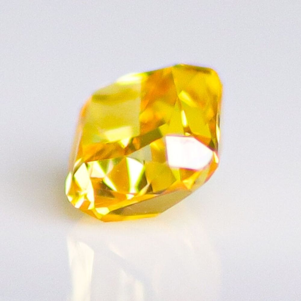 天然ファンシーイエローダイヤモンド 0.257ct  ＜Vivid Orange Yellow＞