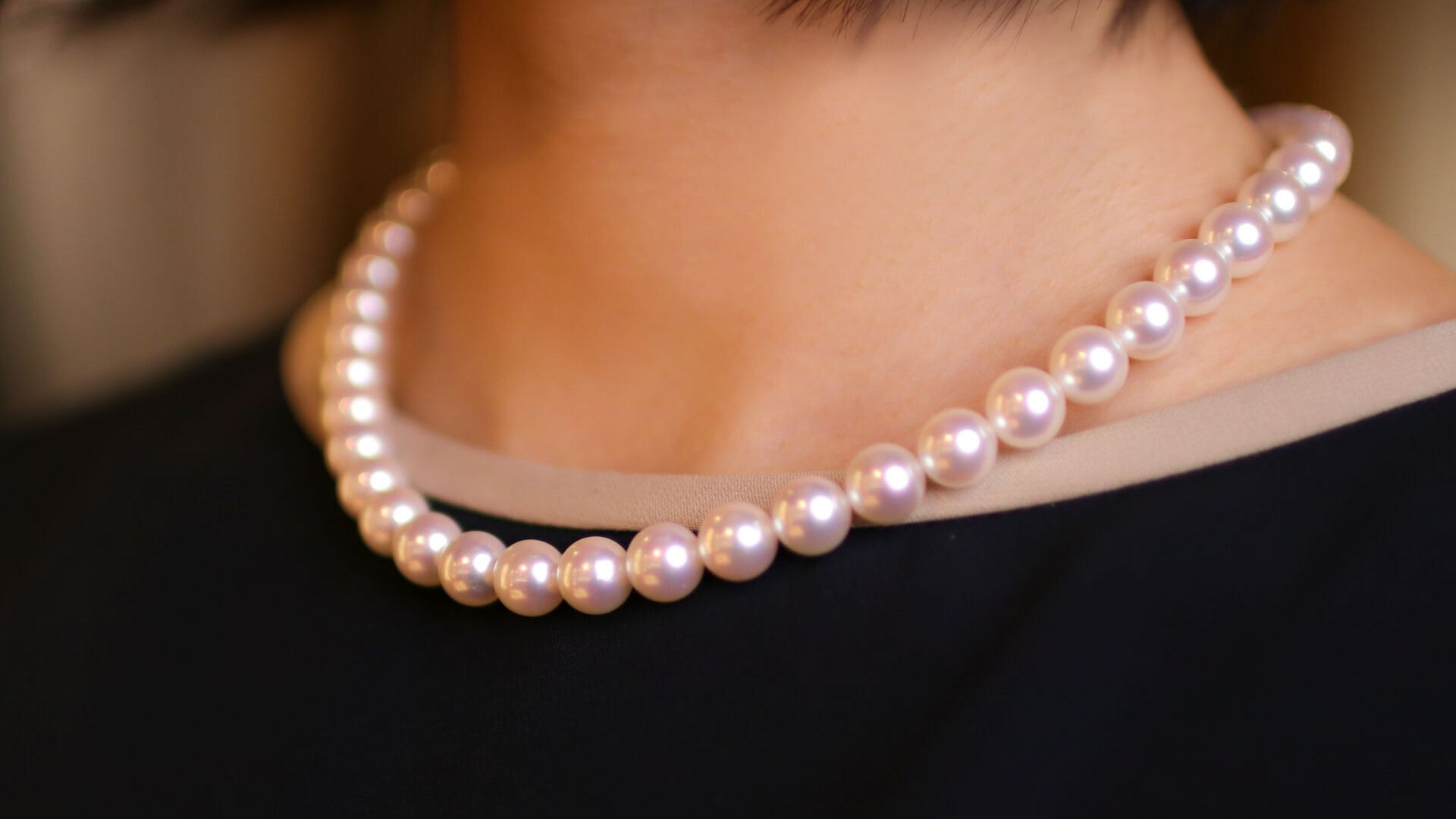 新春特別価格 あこや無調色真珠ネックレス 8.0-8.5mm ￥319,000（税込み）