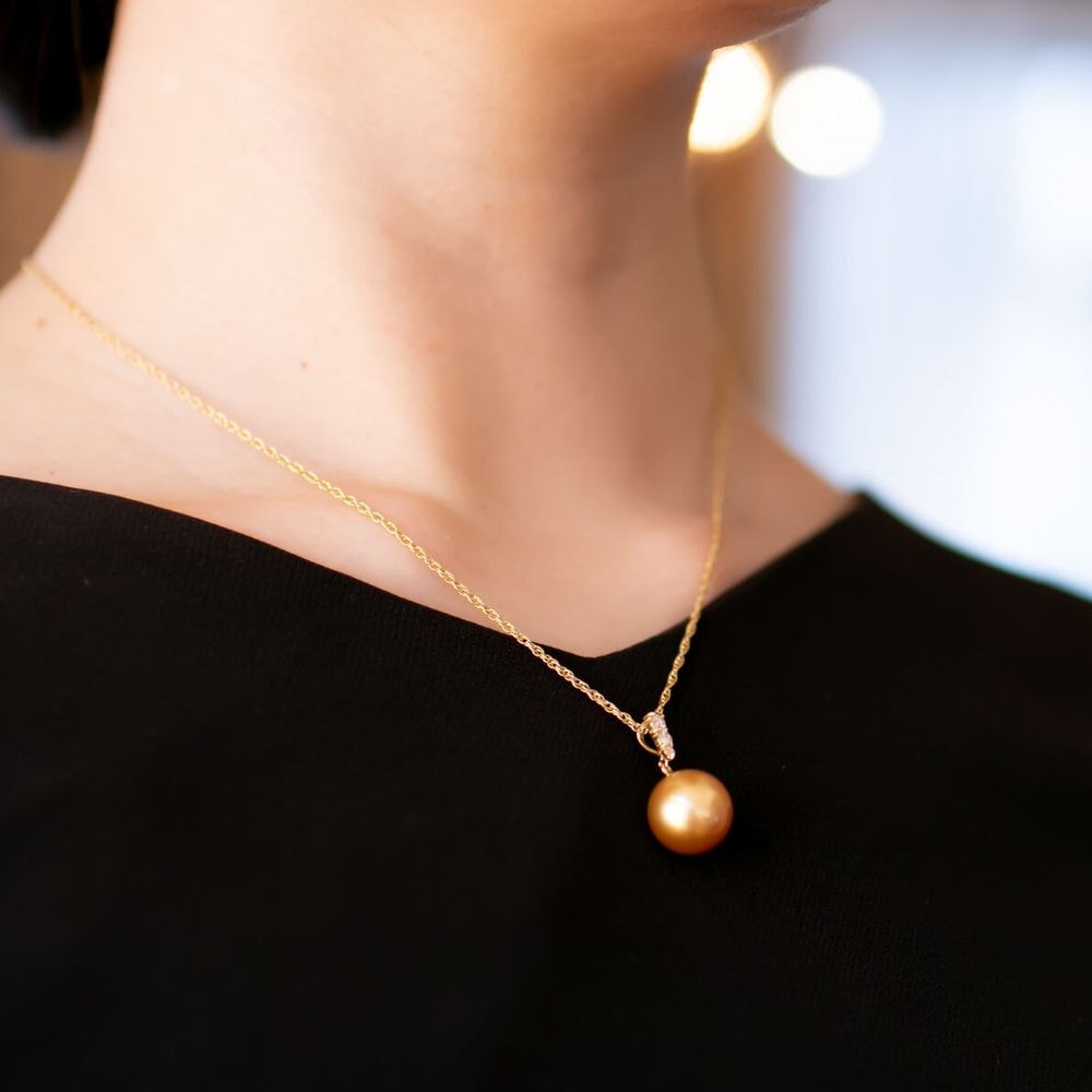K18 ゴールデンパール ペンダントネックレス