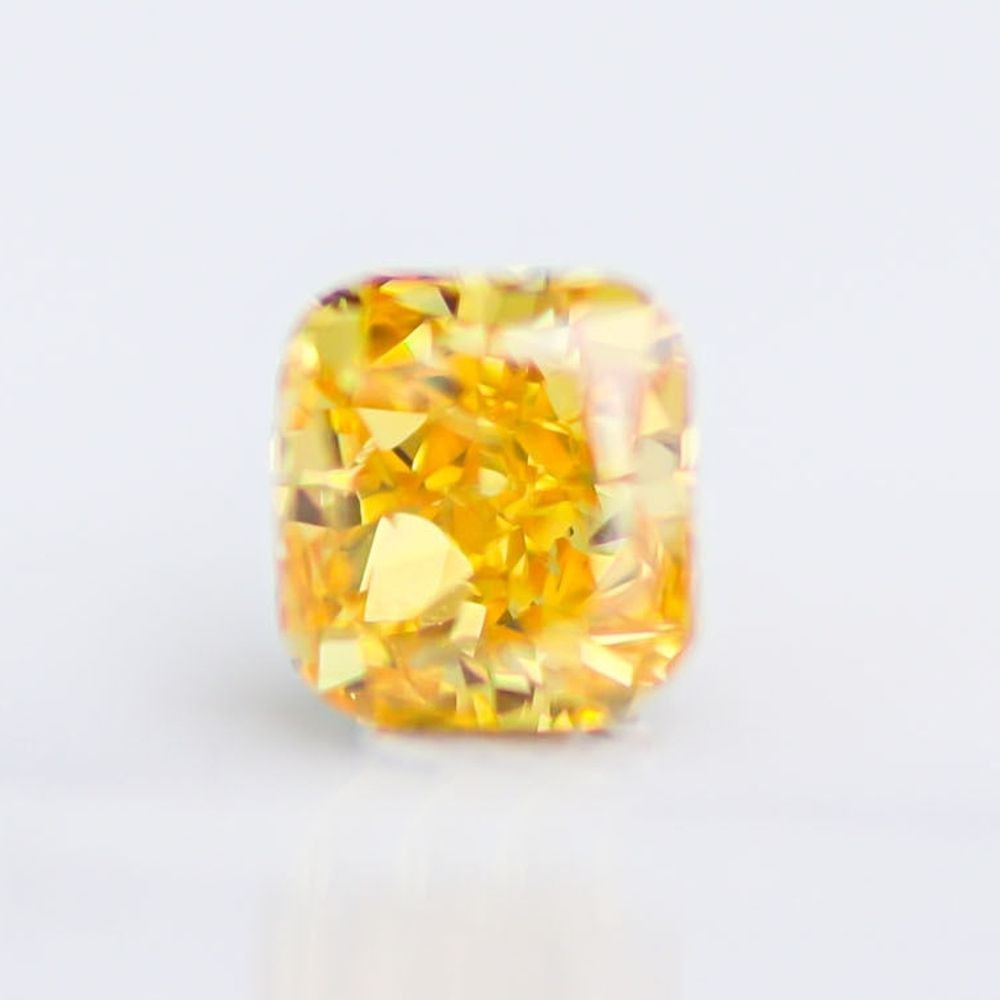 天然ファンシーイエローダイヤモンド 0.257ct  ＜Vivid Orange Yellow＞