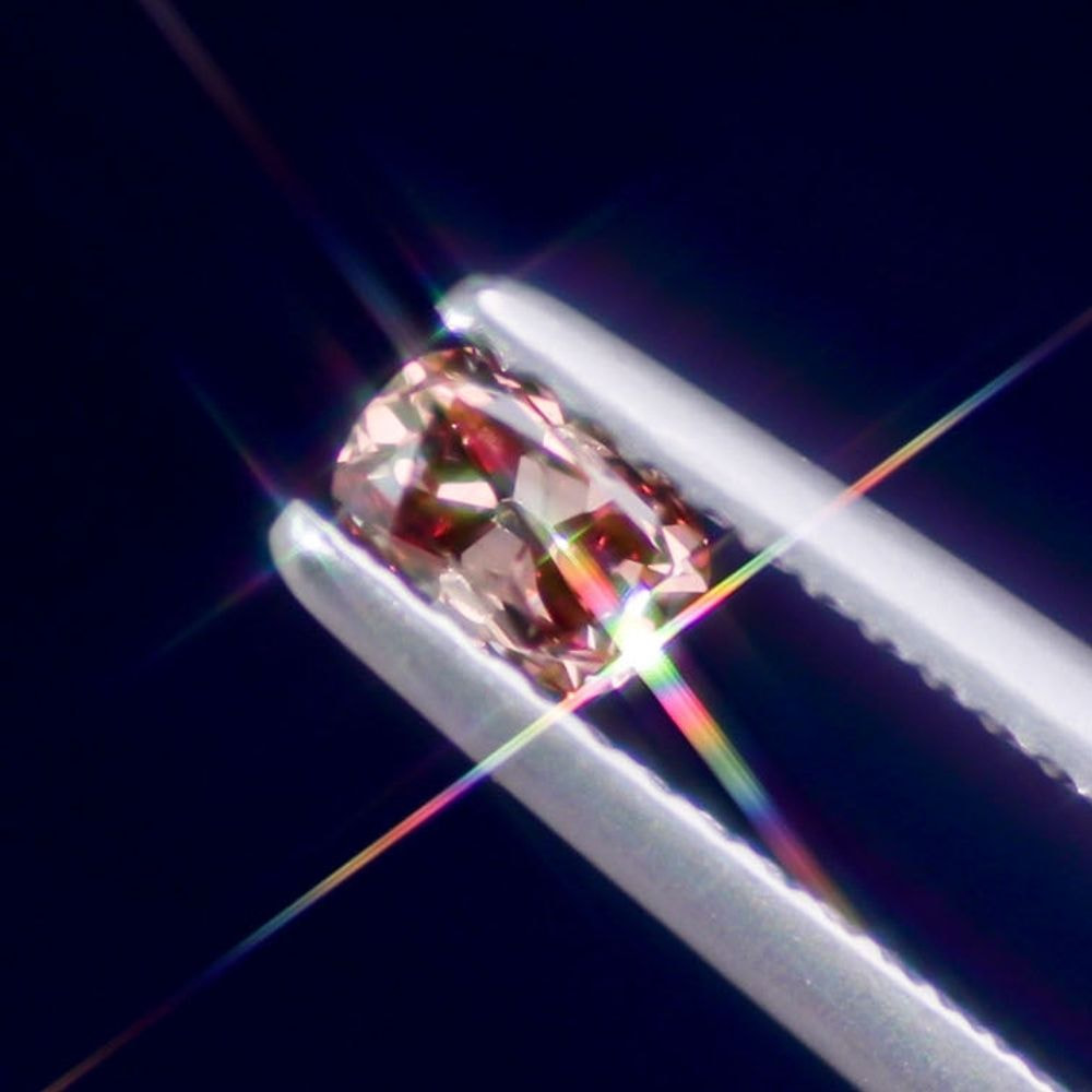 天然ファンシーディープブラウニッシュピンク ダイヤモンド 0.244ct 
