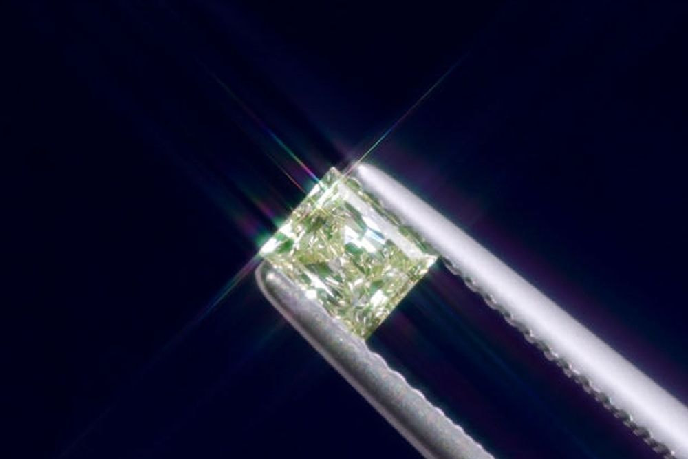 天然ファンシーライトグリーンイエロー ダイヤモンド 0.418ct 