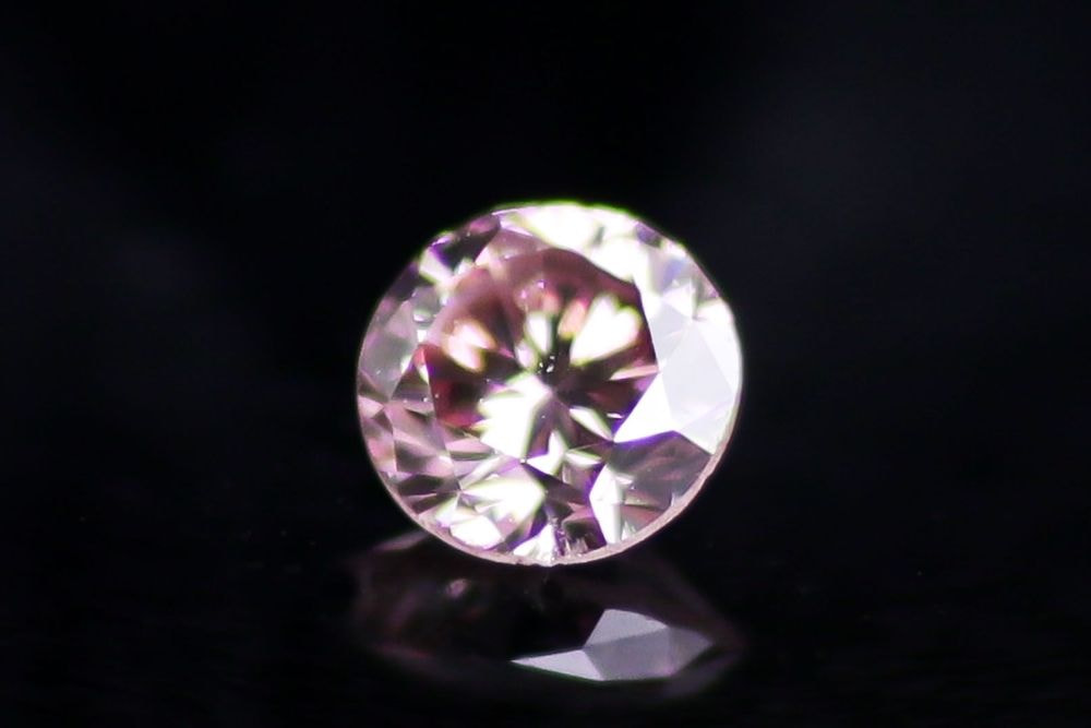 天然ファンシーインテンスピンクダイヤモンド 0.139ct 