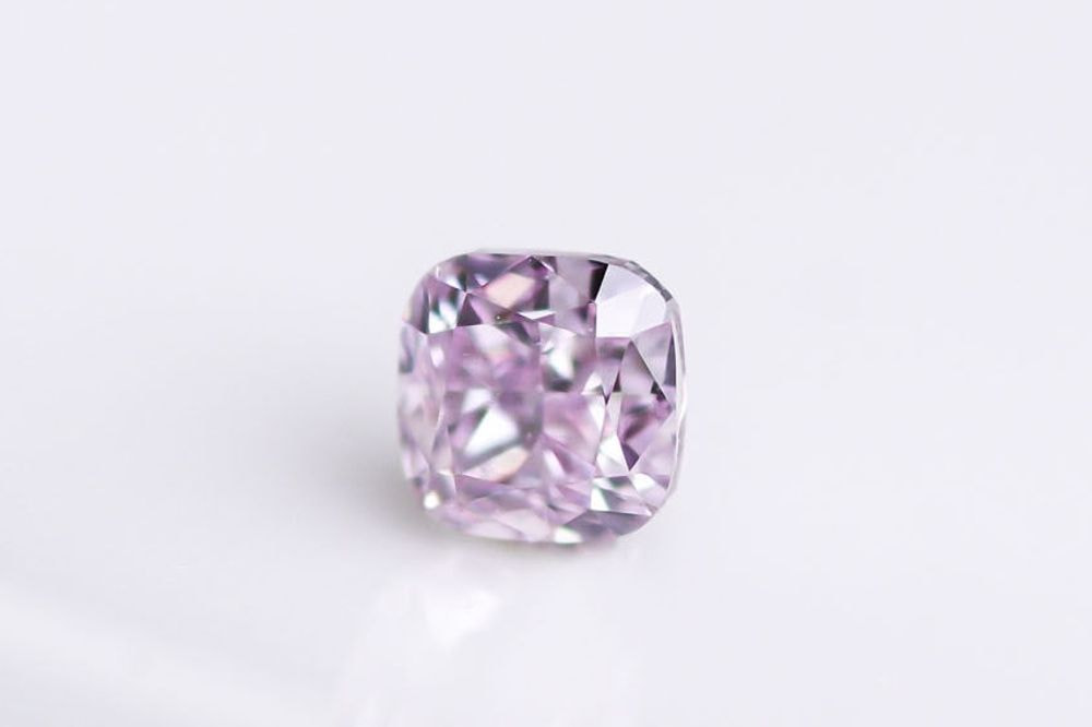 天然ファンシーパープルピンクダイヤモンド 0.161ct 