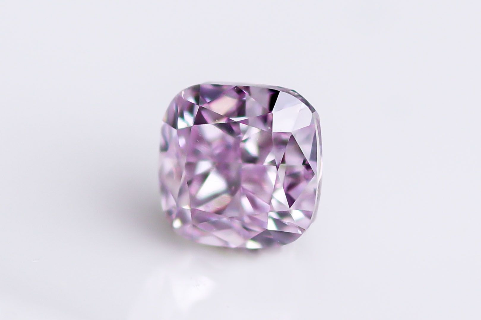 天然ファンシーパープルピンクダイヤモンド 0.161ct