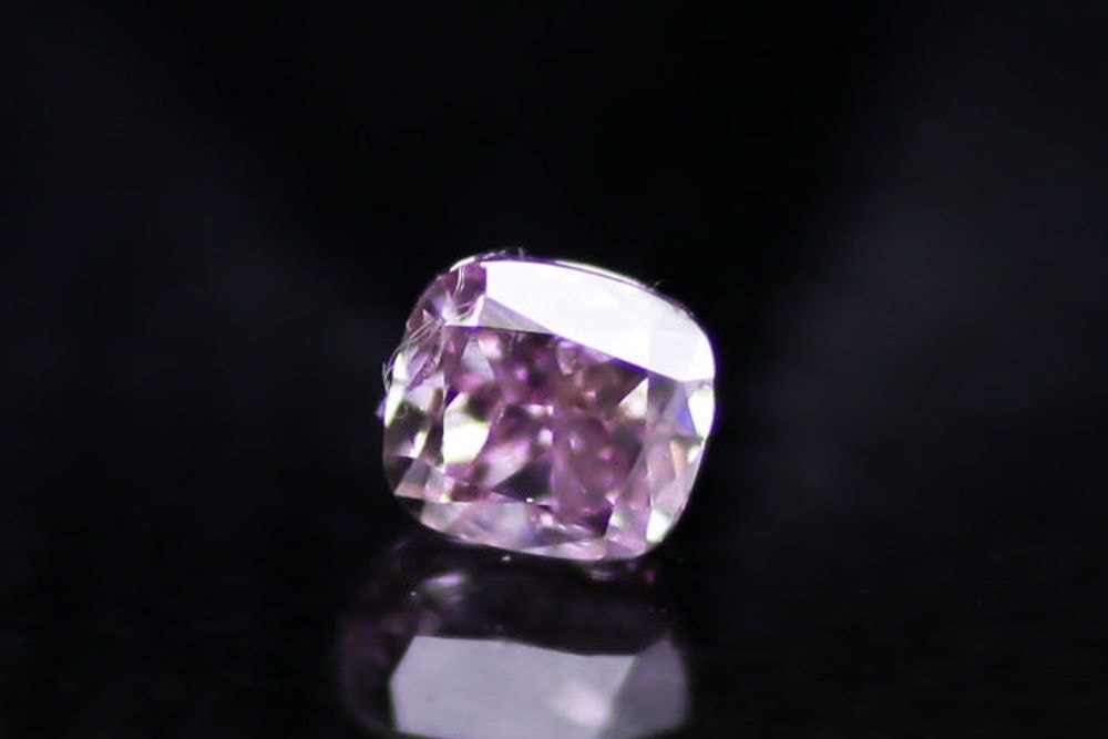天然ファンシーディープパープルピンクダイヤモンド 0.211ct 