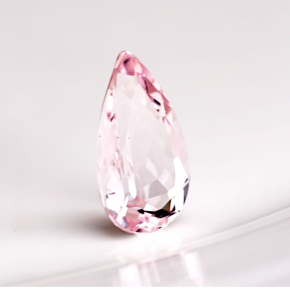 天然モルガナイト 3.485ct 