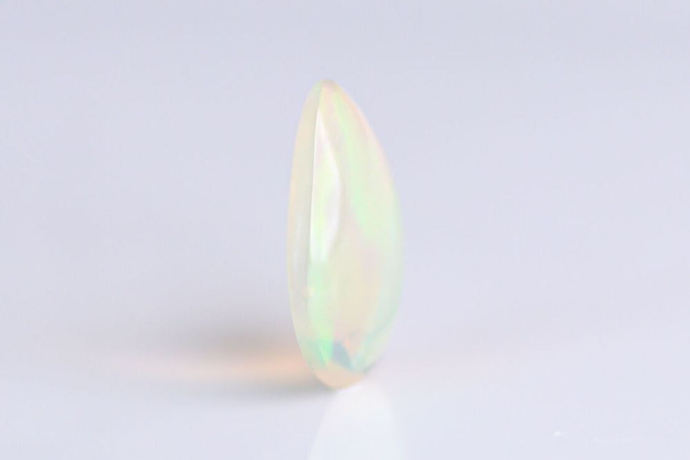 【SOLD OUT】天然エチオピアオパール 1.390ct 