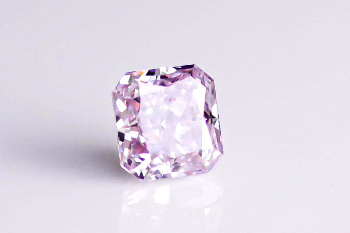 天然ファンシーパープルピンク ダイヤモンド 0.310ct