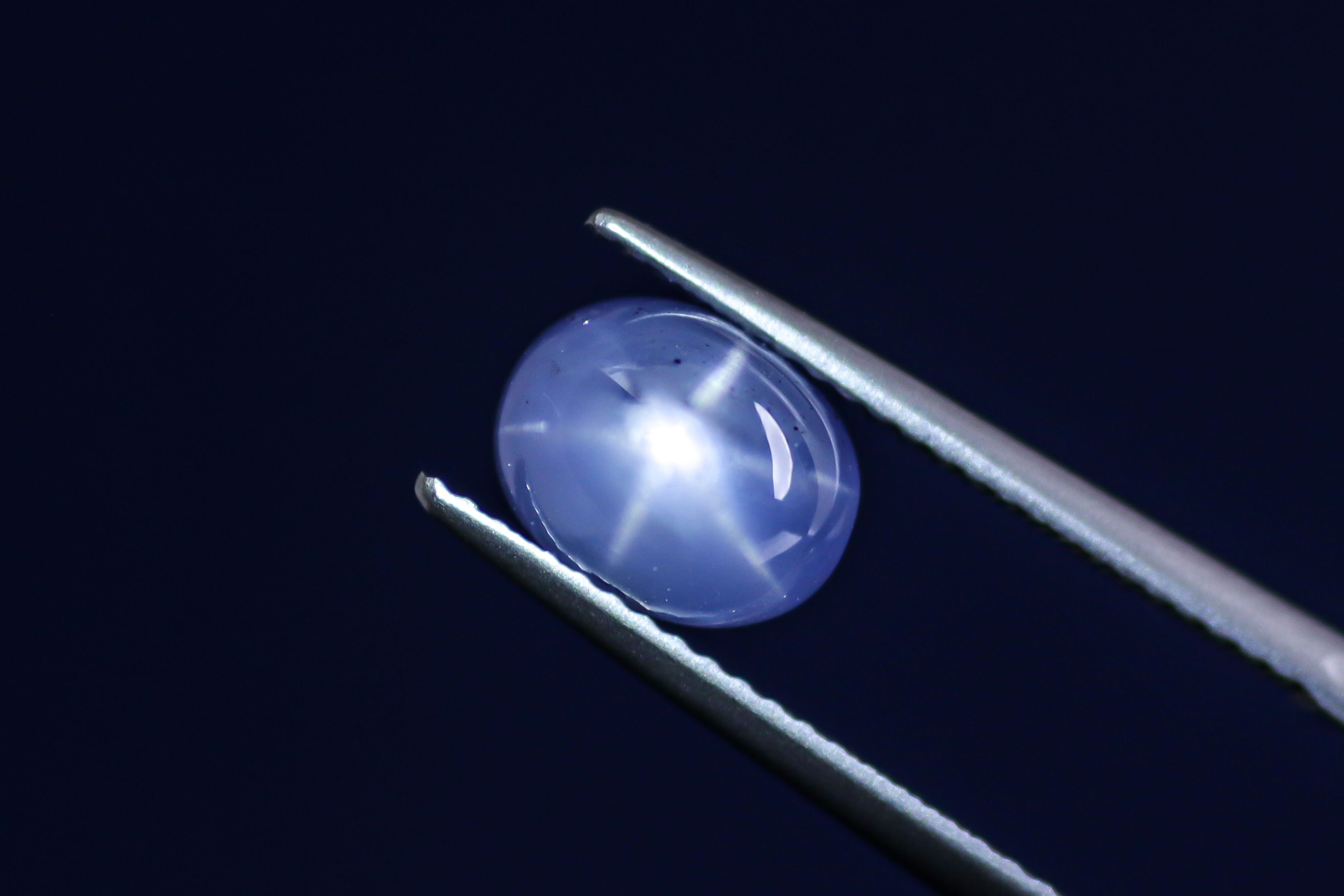 天然ブルースターサファイア 4.211ct [スリランカ産/非加熱]