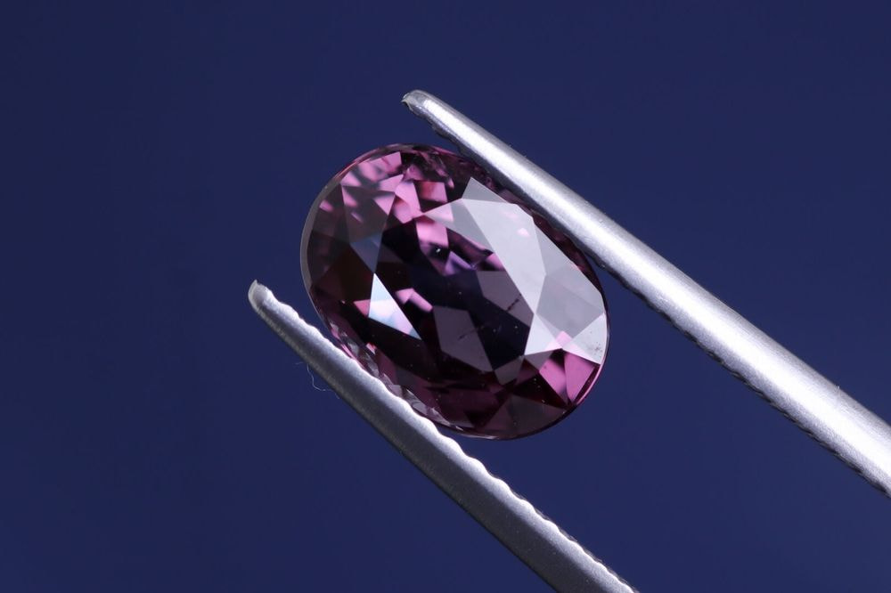 天然カラーチェンジガーネット 2.612ct
