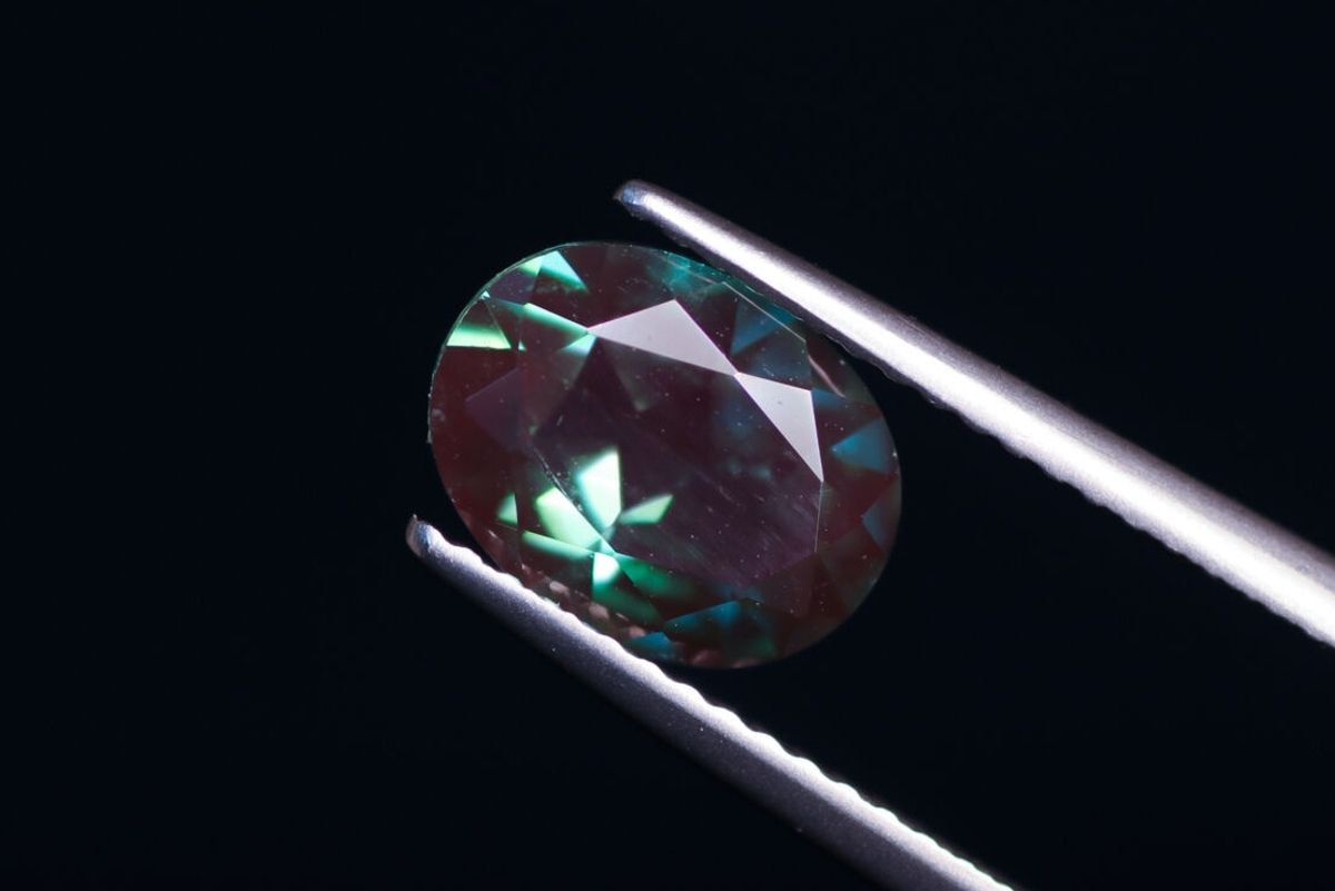 アンデシンカラーチェンジアンデシン 1.93ct