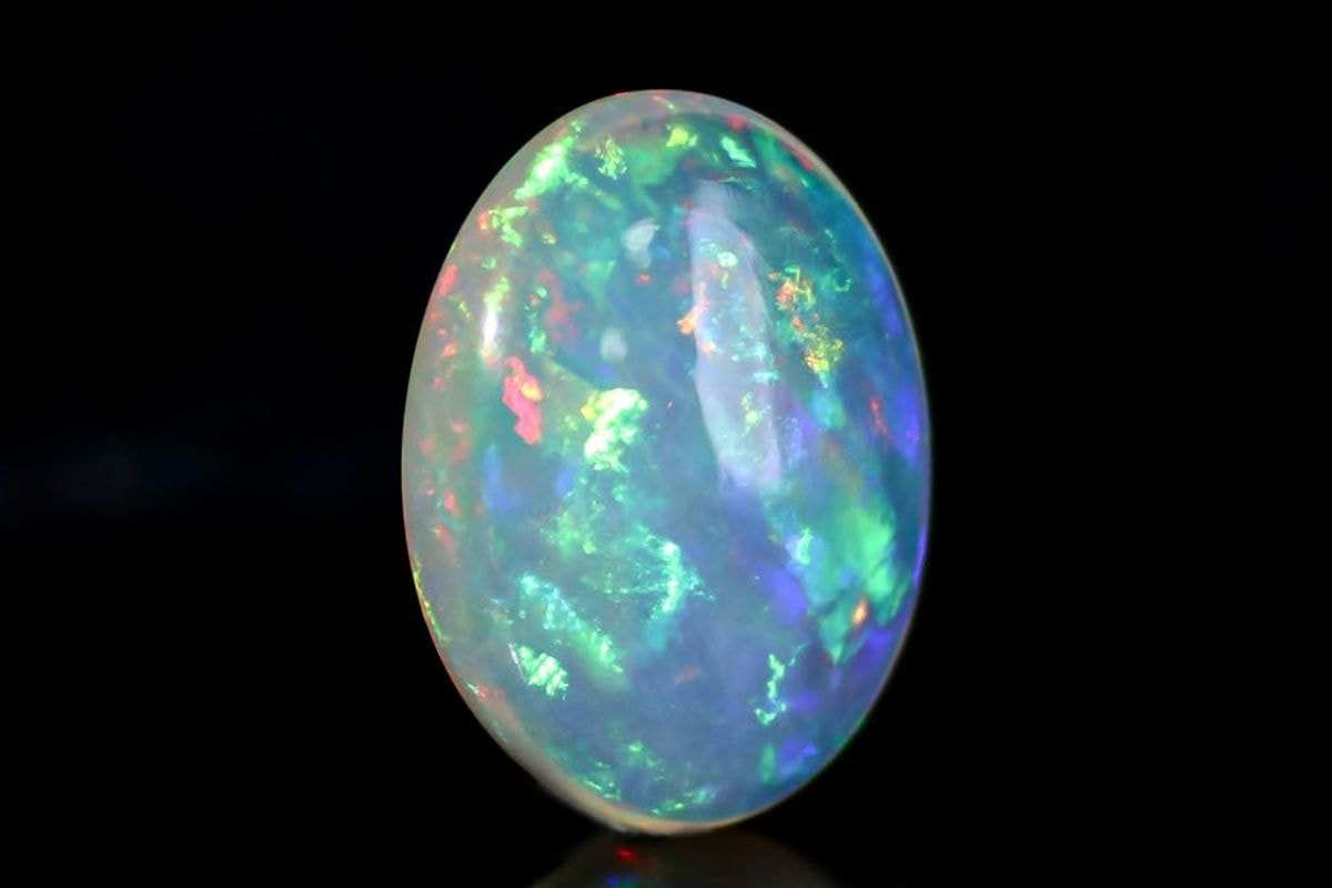 天然石 エチオピアオパール(opal) オーバルカボション 約 6x8mm 天然石 エチオピアオパール(opal) オーバルカボション 約 6x8mm