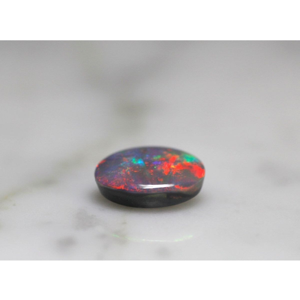 天然ブラックオパール 2.11ct [オーストラリア産ライトニング 天然ブラックオパール 2.11ct [オーストラリア産ライトニング