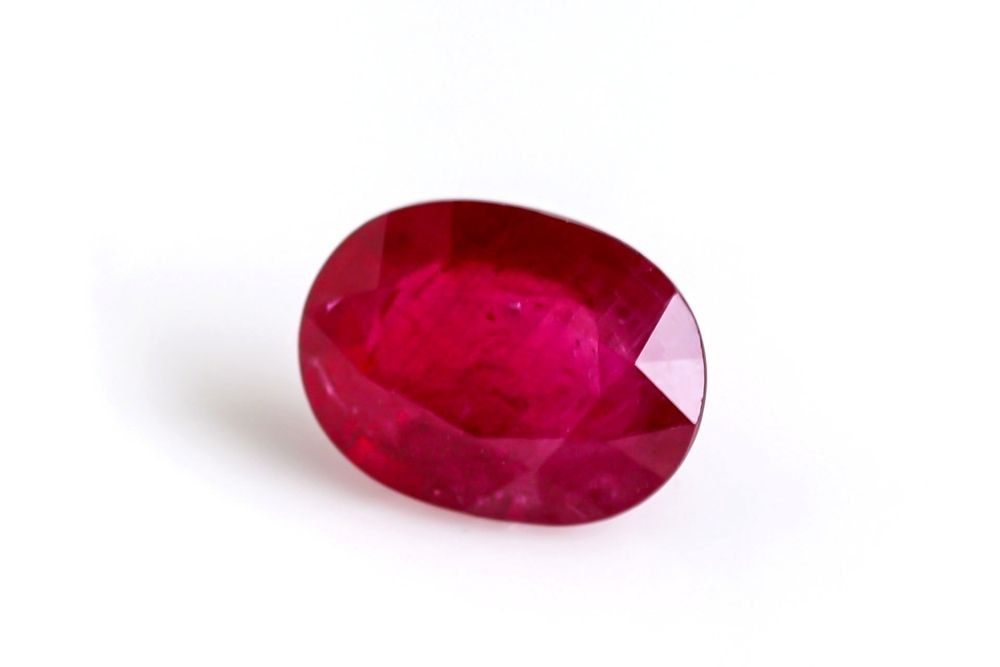 【SOLD OUT】天然ルビー 1.560ct [希少グリーンランド産ルビー]