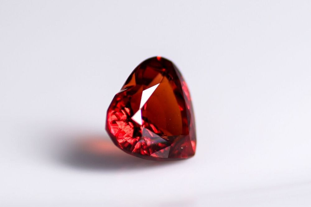 天然スぺサルティンガーネット 4.300ct 