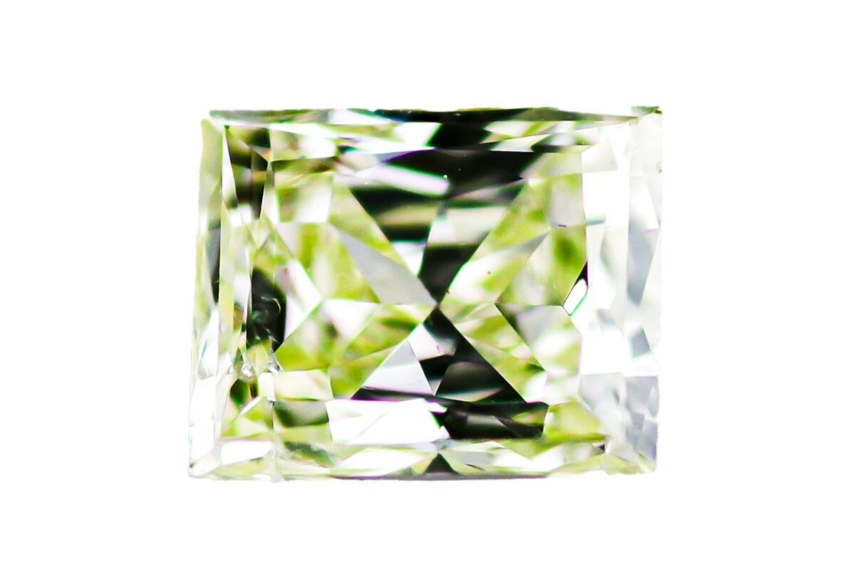 天然ファンシーライトグリーンイエローダイヤモンド 0.418ct
