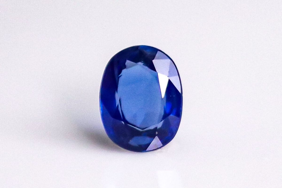 シルキー天然サファイア 1.753ct ロマンティックシルキー シルキー天然サファイア 1.753ct ロマンティックシルキー