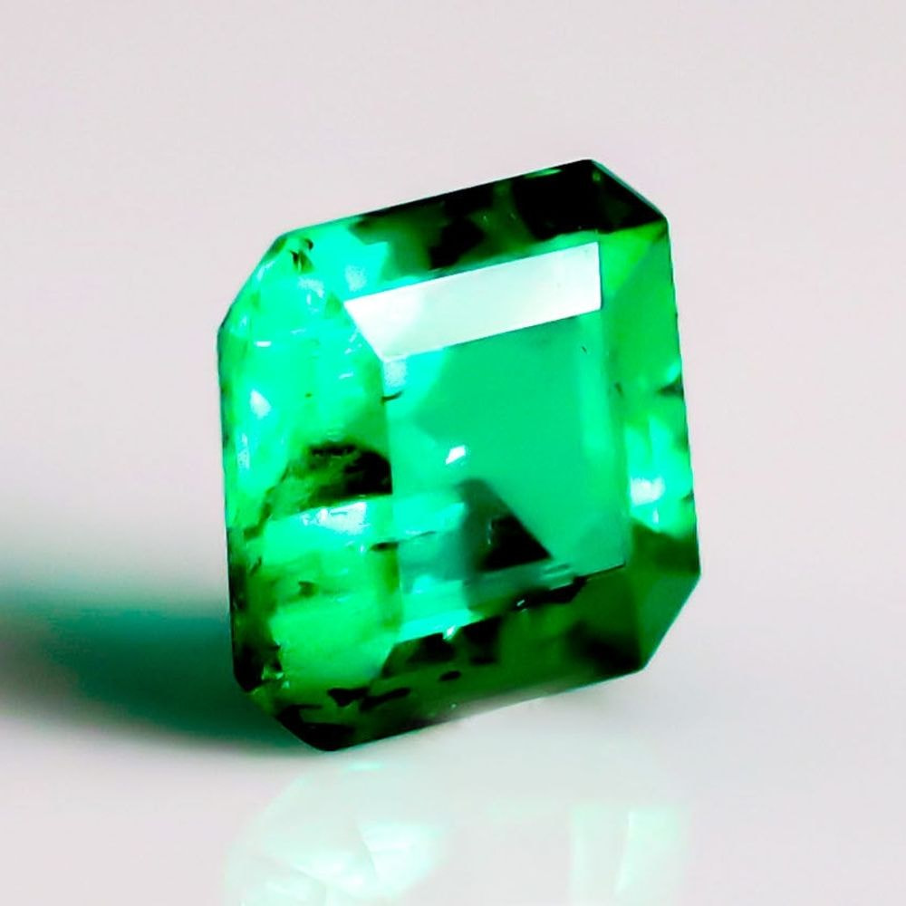 【SOLD OUT】天然 ノーオイル エメラルド（Non-oil Emerald）0.553ct [コロンビア産] 