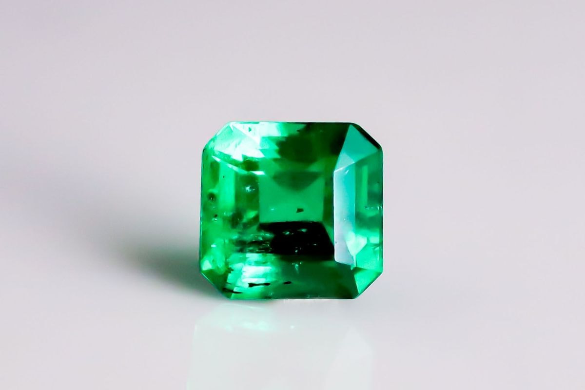 天然 ノンオイル エメラルド（Non-oil Emerald）[コロンビア産] 0.553ct