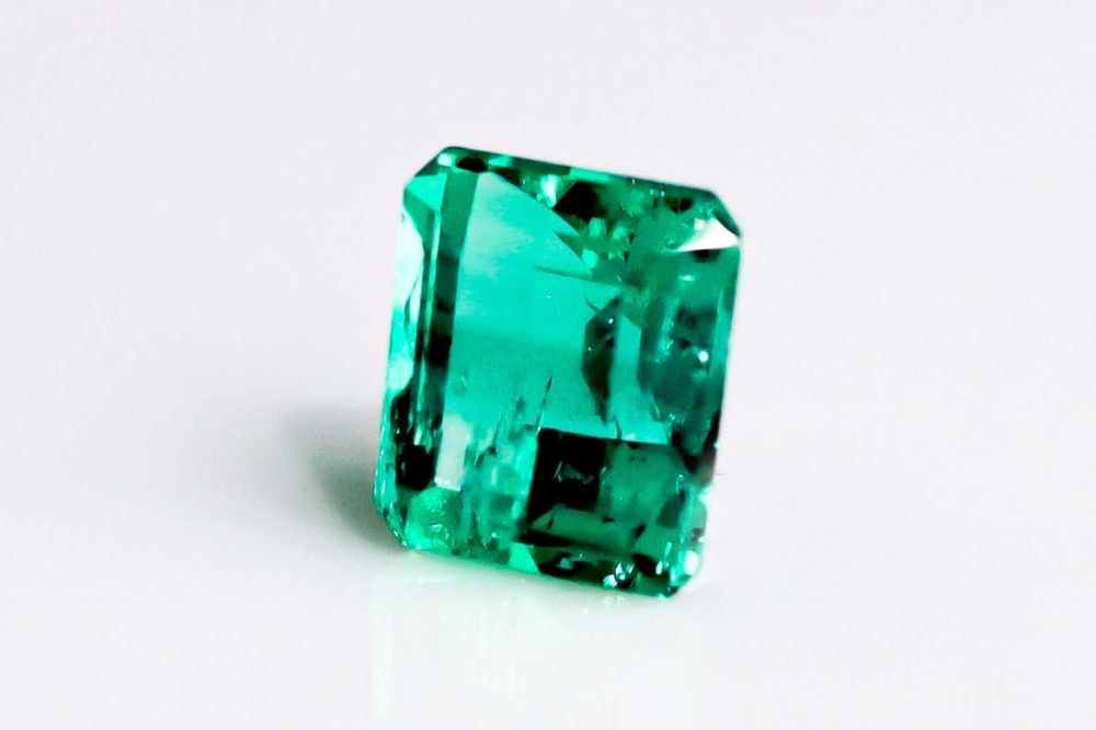 天然 ノーオイル エメラルド（Non-oil Emerald）　0.448ct [コロンビア産]