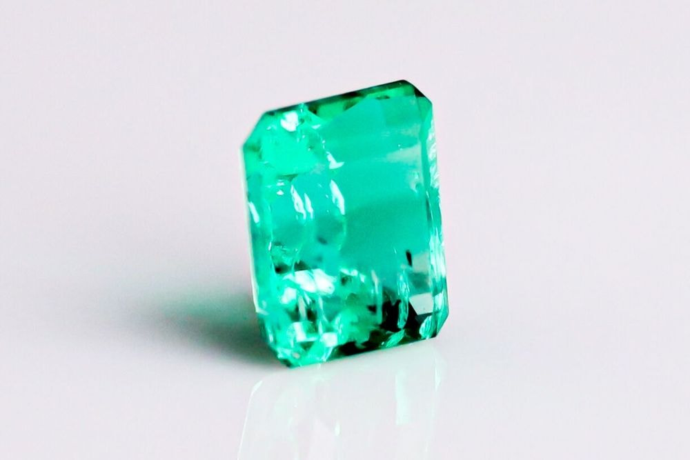 天然 ノーオイル エメラルド（Non-oil Emerald）　0.448ct [コロンビア産]
