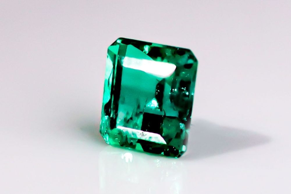 天然 ノーオイル エメラルド（Non-oil Emerald）　0.448ct [コロンビア産]