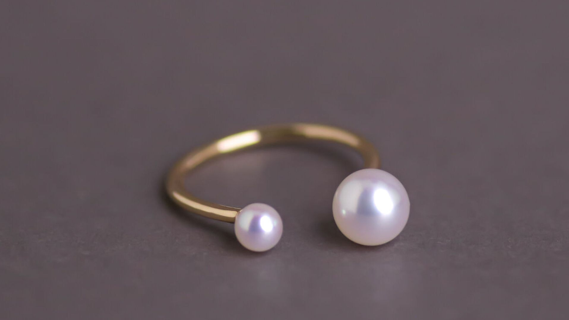 あこや真珠を用いたオープンリング