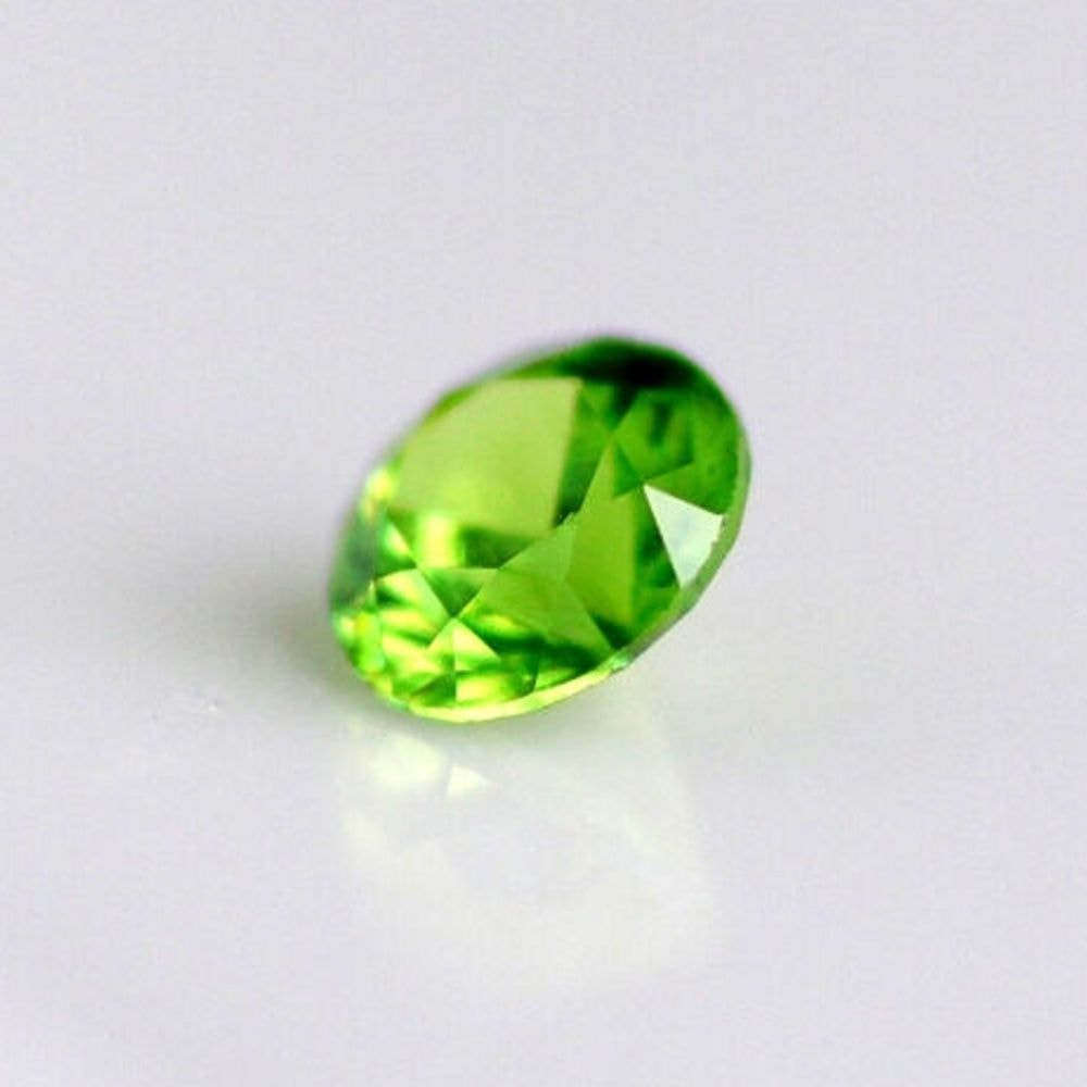 【SOLD OUT】天然デマントイドガーネット 0.220ct［ウラル産］