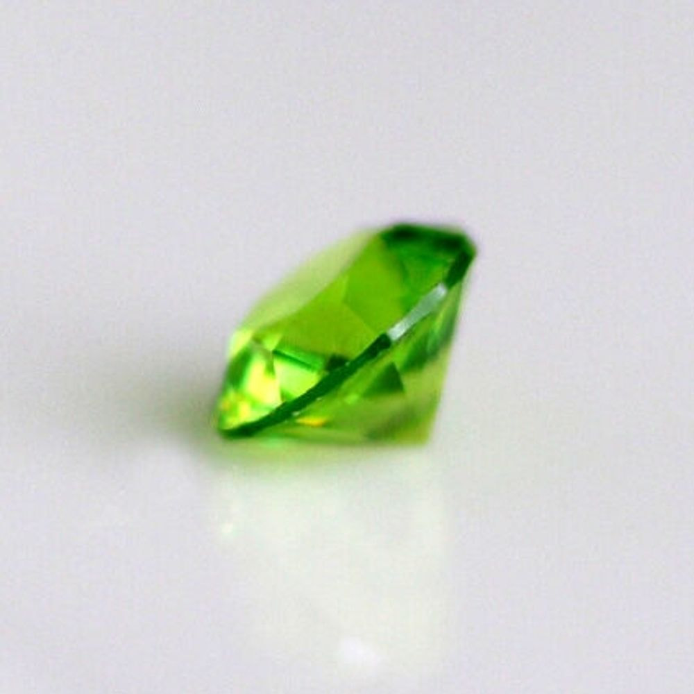 【SOLD OUT】天然デマントイドガーネット 0.220ct［ウラル産］