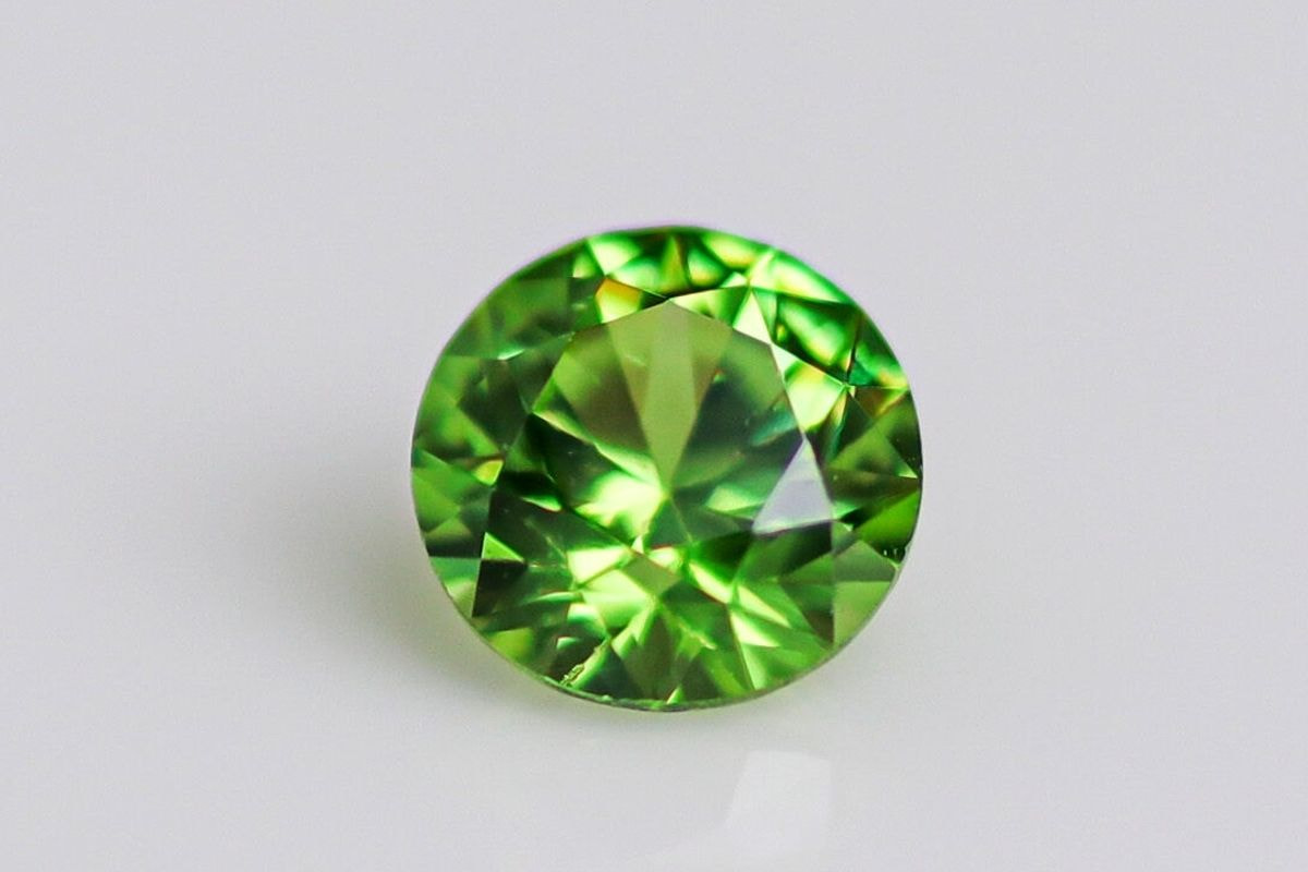 天然デマントイドガーネット 0.280ct［ウラル産］