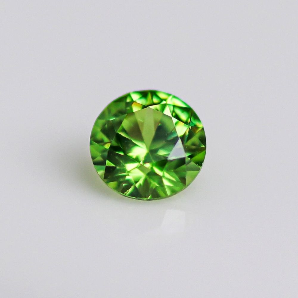 天然デマントイドガーネット 0.280ct［ウラル産］