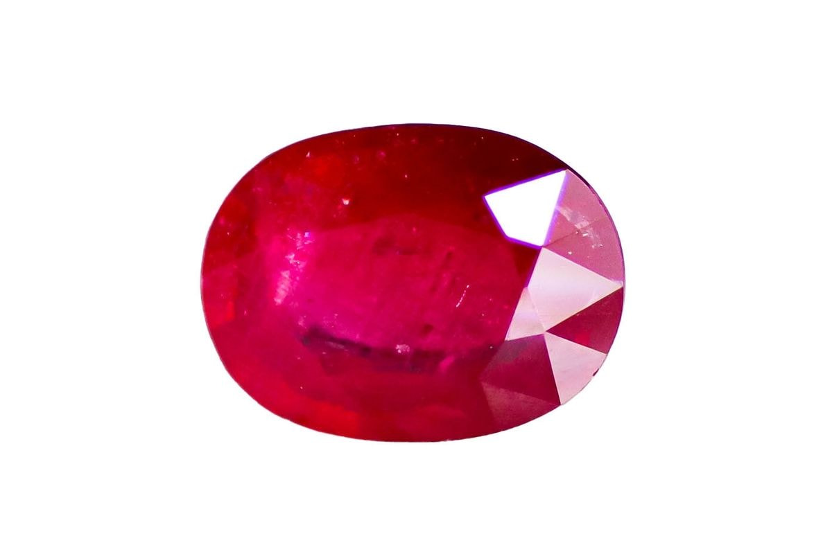 天然ルビー0.993ct （深い赤が美しい”宝石の女王” 0.27ct UP