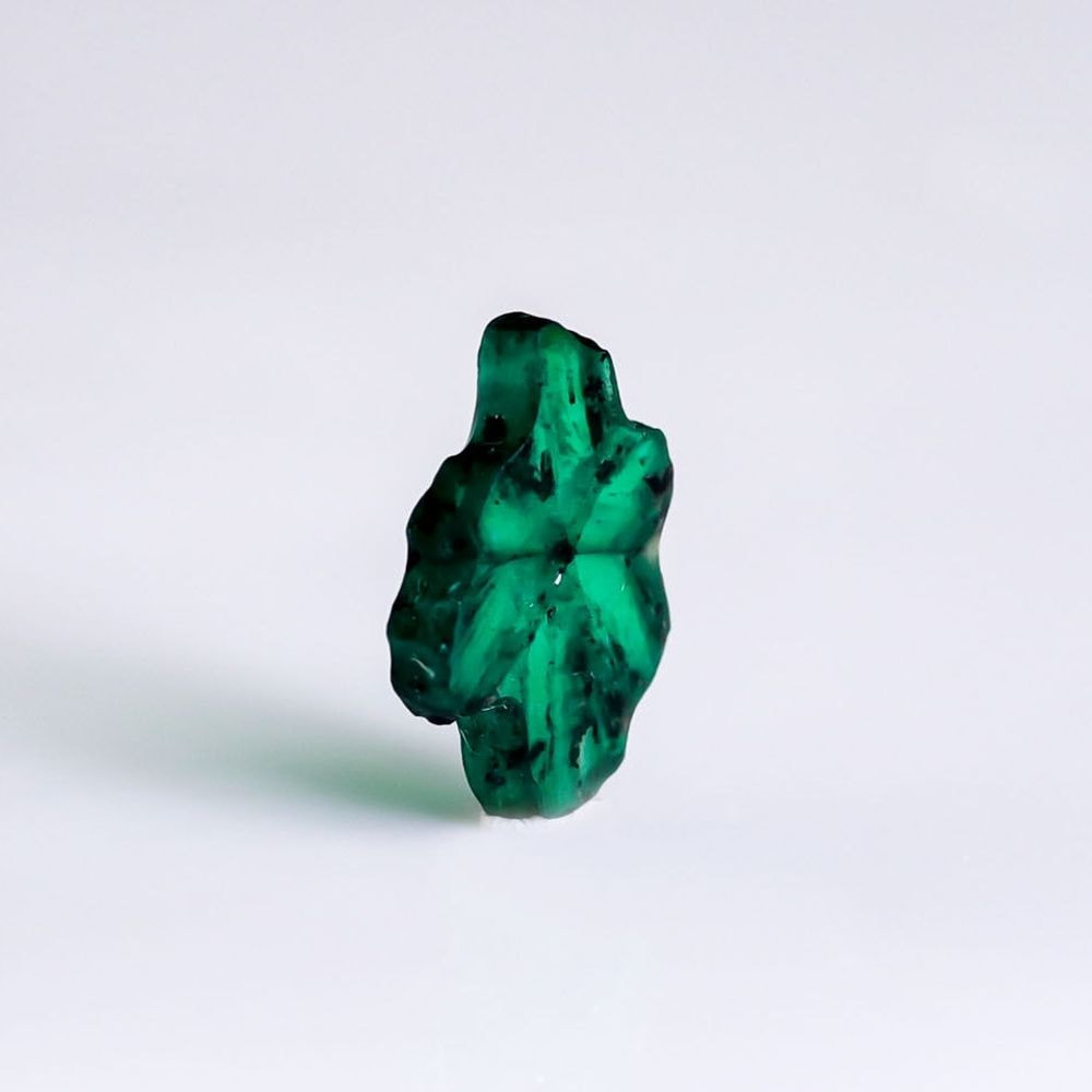 【SOLD OUT】天然トラピッチェエメラルド ルース 1.430ct [コロンビア産]