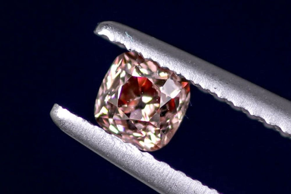 天然ファンシーディープオレンジーピンク ダイヤモンド  0.407ct 