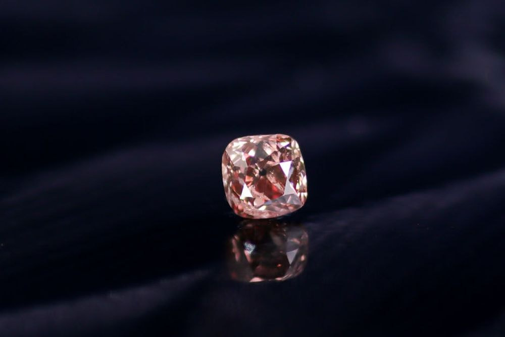 天然ファンシーディープオレンジーピンク ダイヤモンド  0.407ct 