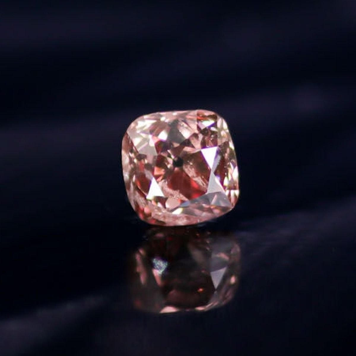 天然ファンシーディープオレンジーピンク ダイヤモンド 0.407ct