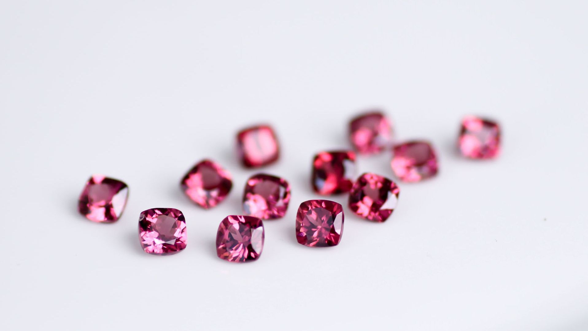 マラヤガーネットとは マラヤガーネットとは