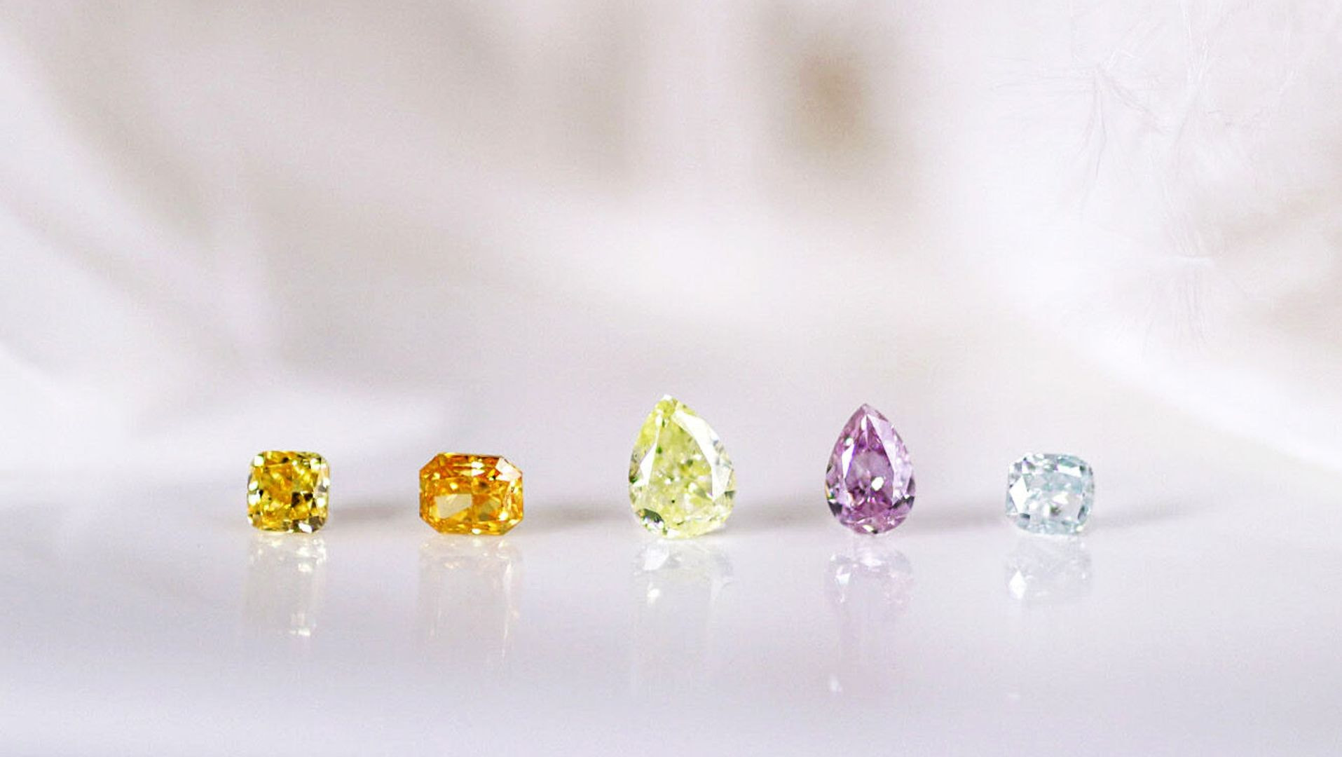 ファンシーカラーダイヤモンドルーズ ファンシーカラーダイヤモンドルーズ