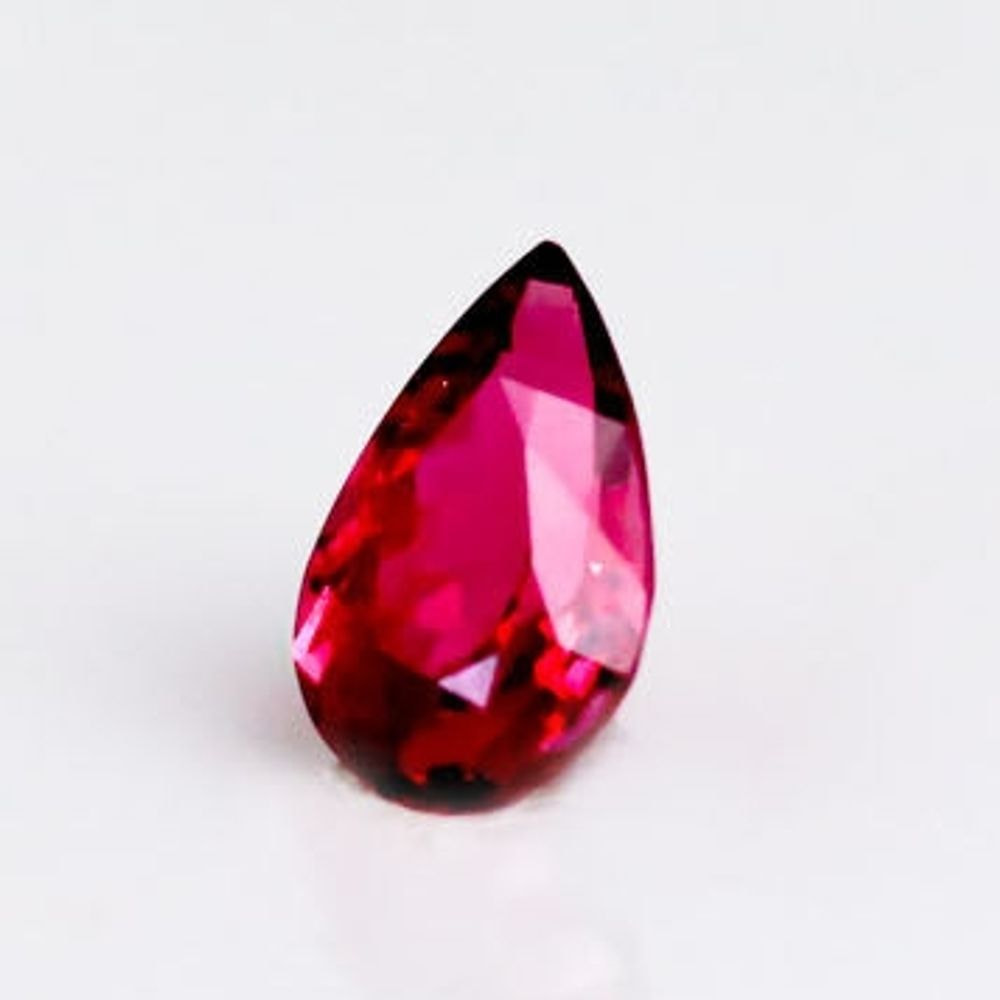 天然レッドスピネル 0.380ct [ベトナム産]