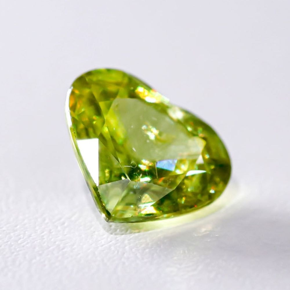 天然スフェーン 2.315ct  