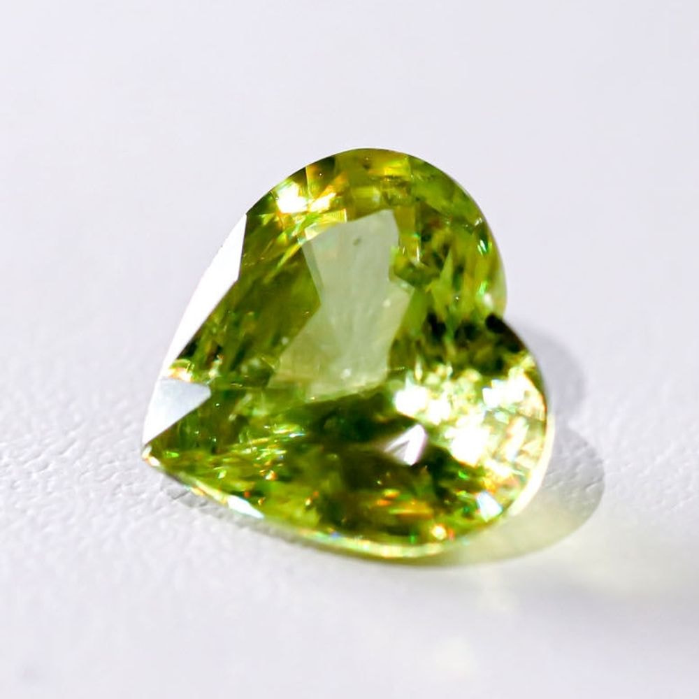 天然スフェーン 2.315ct  
