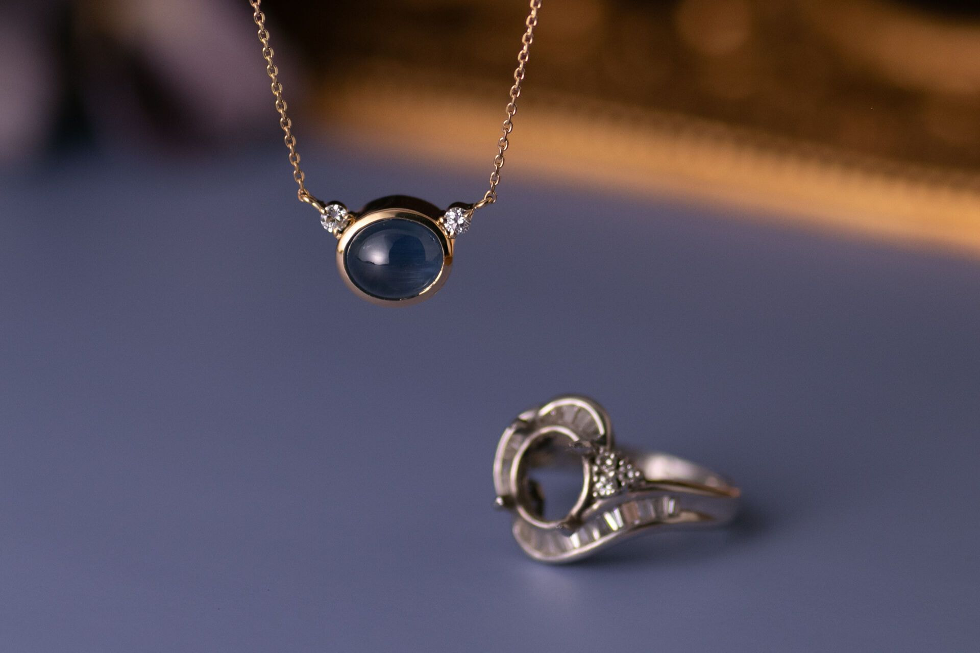 ブルーサファイアを使ったリメイクジュエリーと空枠 ブルーサファイアを使ったリメイクジュエリーと空枠