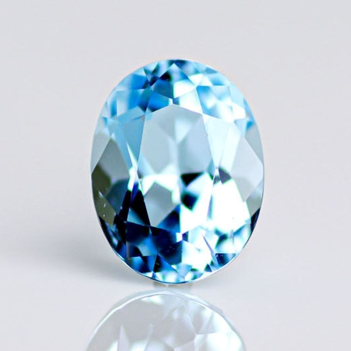 天然ブルートパーズ 2.555ct