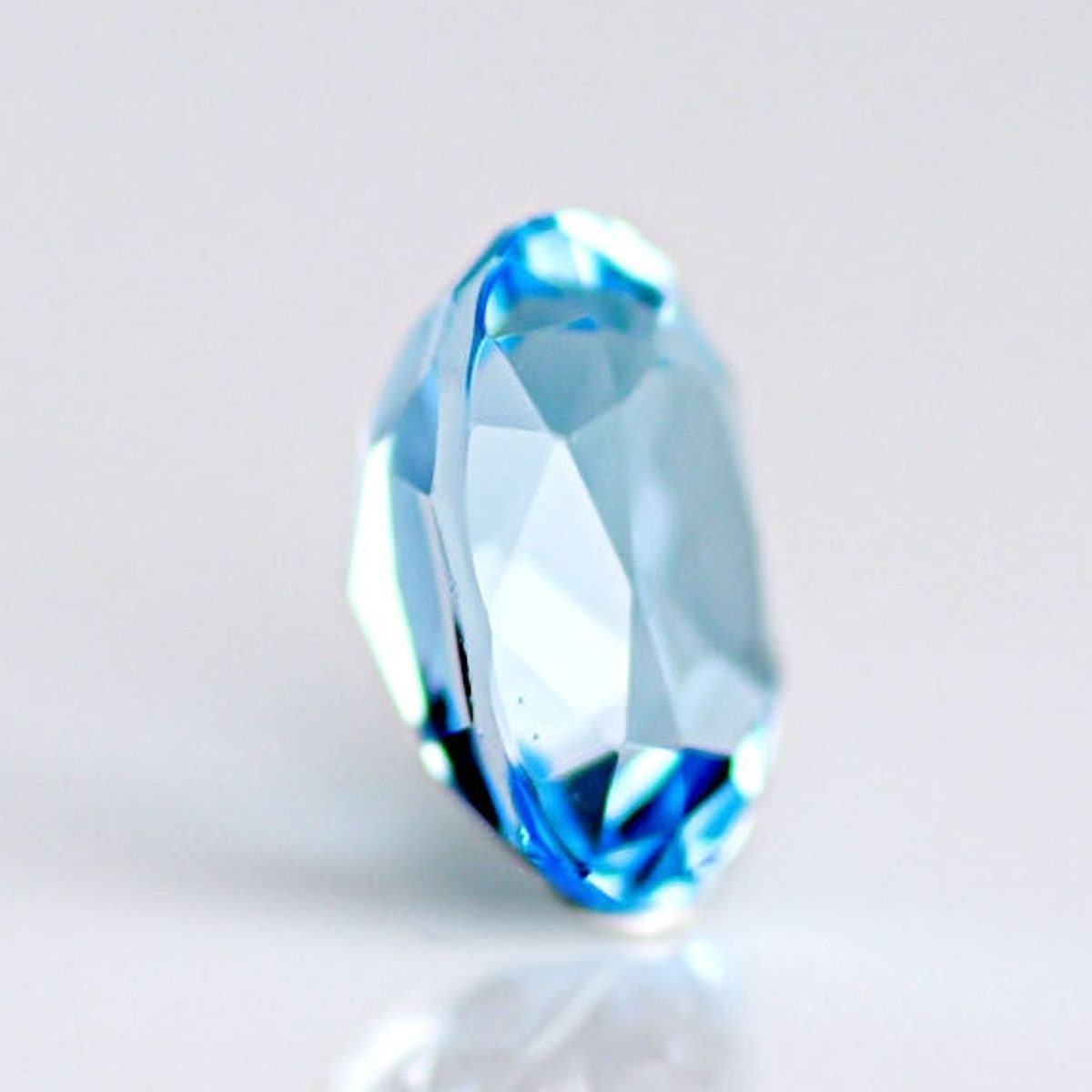 天然ブルートパーズ 2.555ct