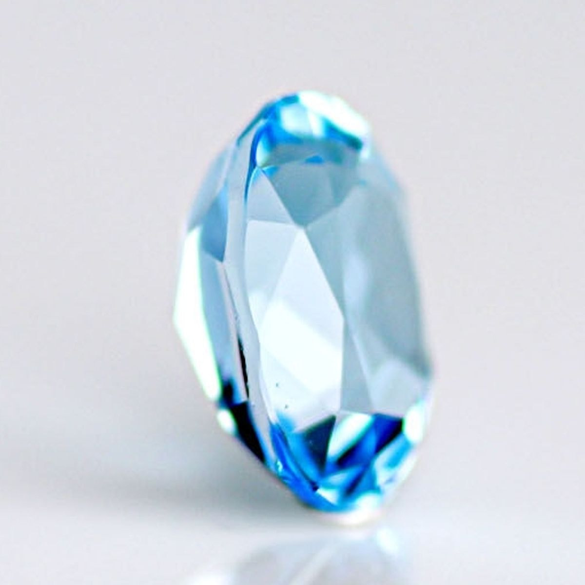 天然ブルートパーズ 2.555ct